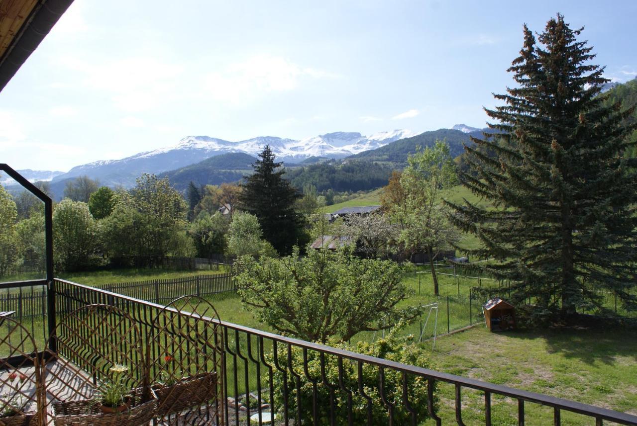 Maison D' Hotes Tranquyl Barcelonnette Exterior photo